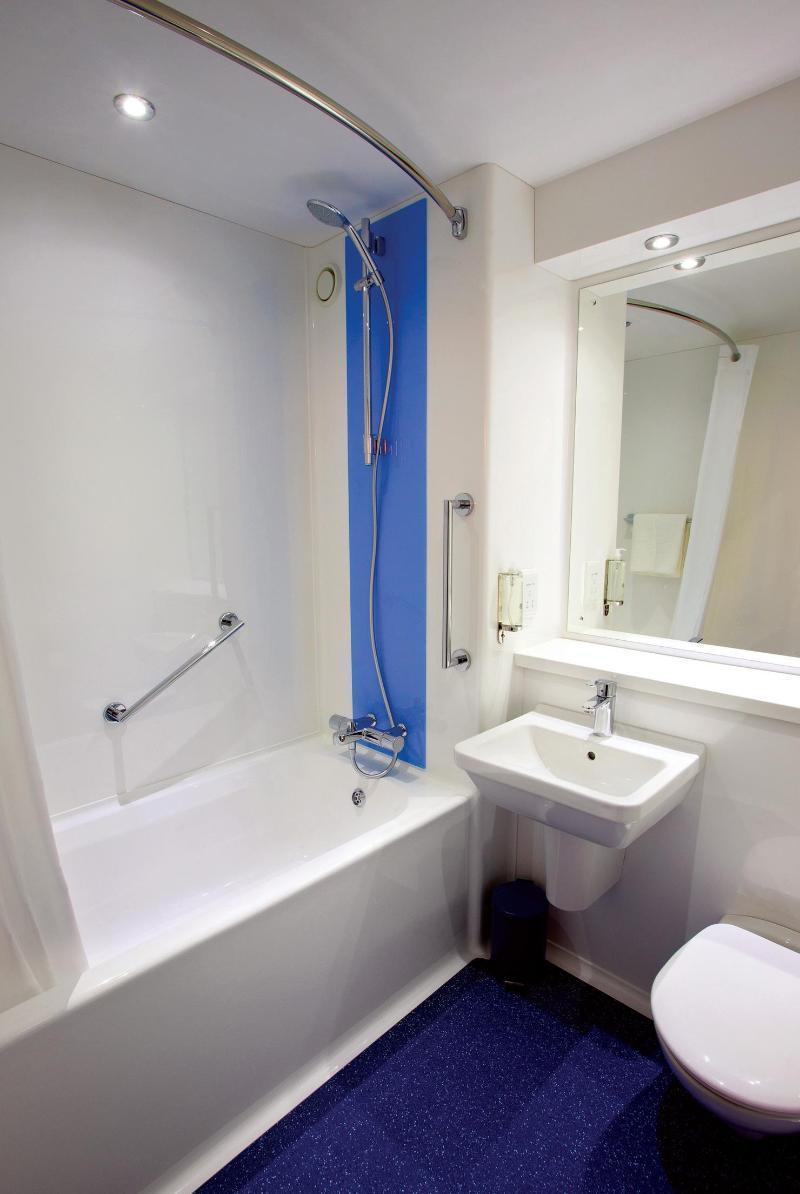Travelodge London Feltham Luaran gambar